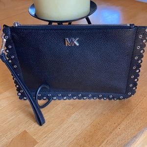 Michael Kors Large wristlet